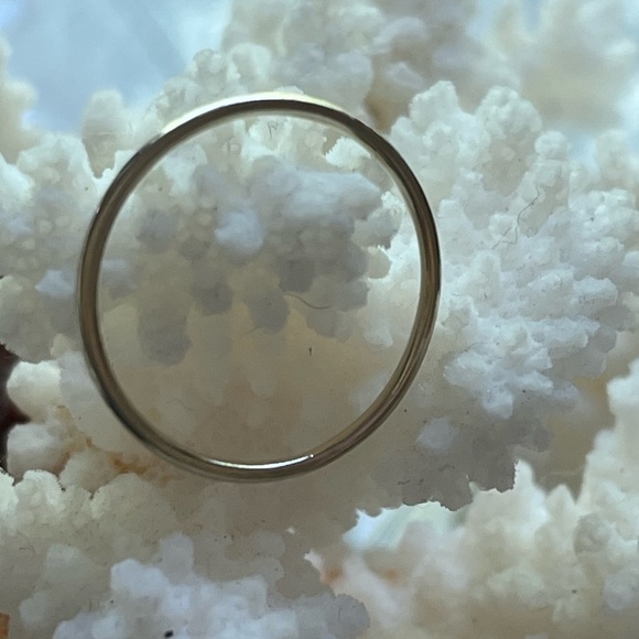 Handmade 18k white gold stacking band - Picture 2 of 3